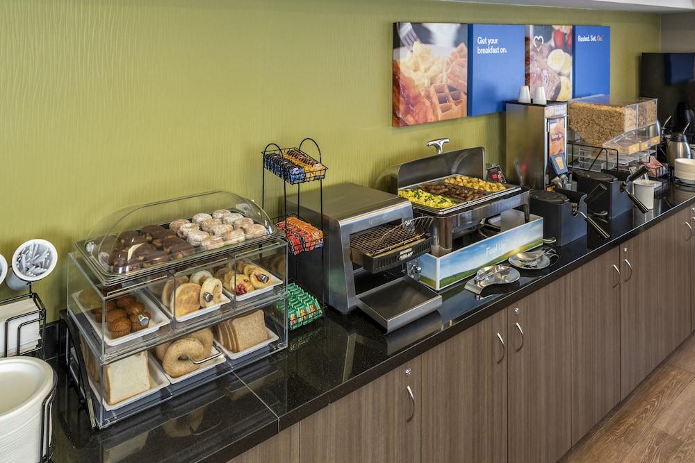 Comfort Inn Swift Current Εξωτερικό φωτογραφία