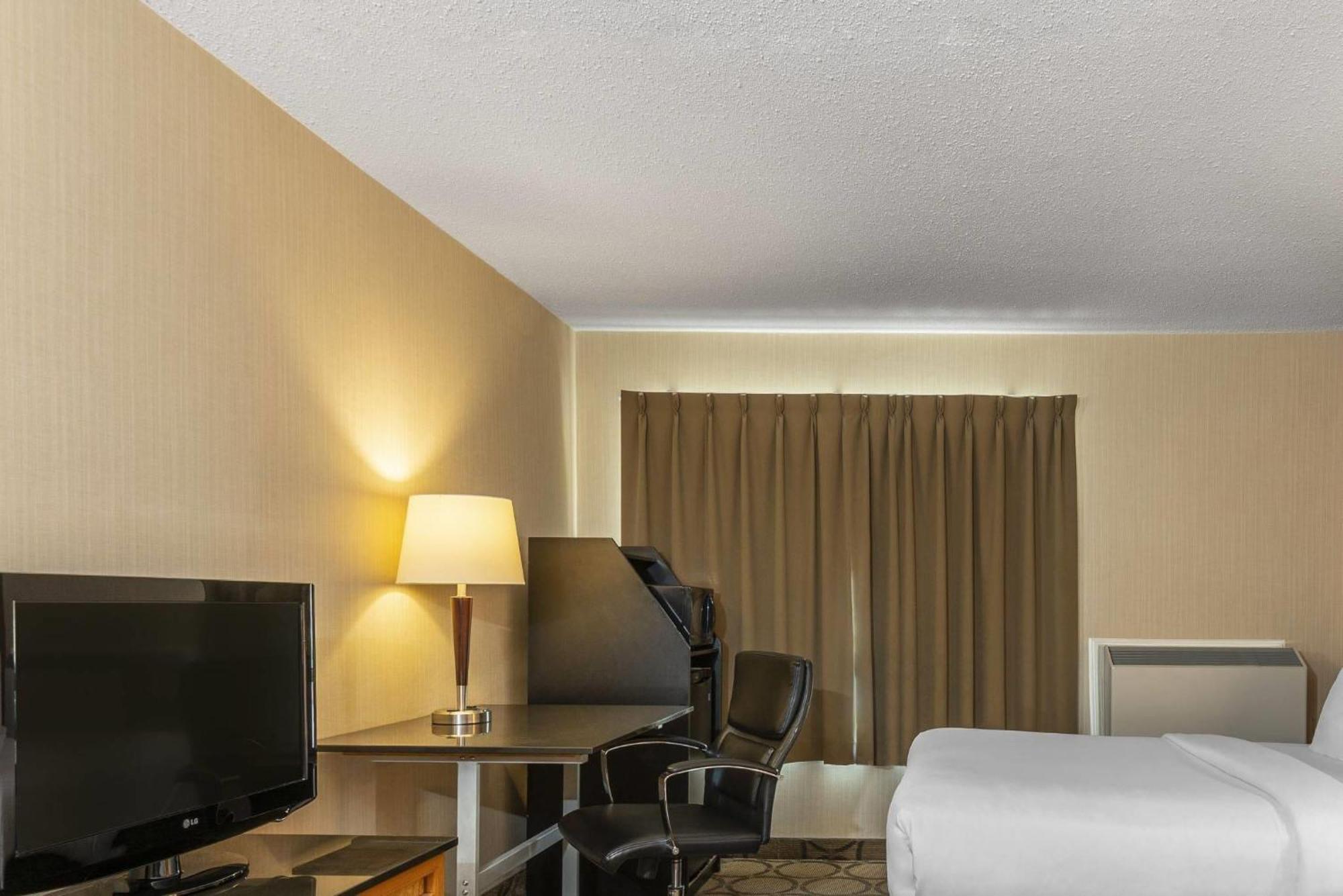Comfort Inn Swift Current Εξωτερικό φωτογραφία
